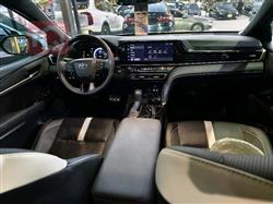 تۆیۆتا کامری